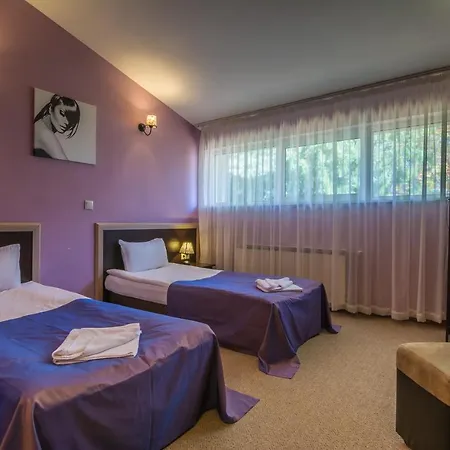 Royal Hotel 3*